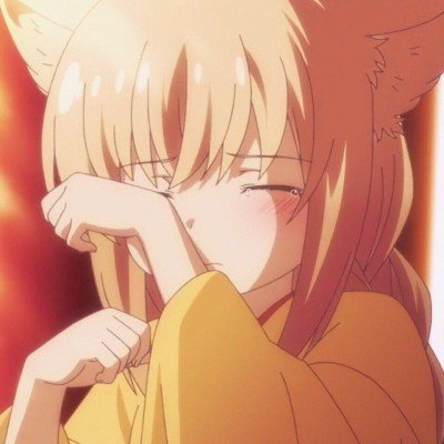 男子云南泼水节洗头被群攻